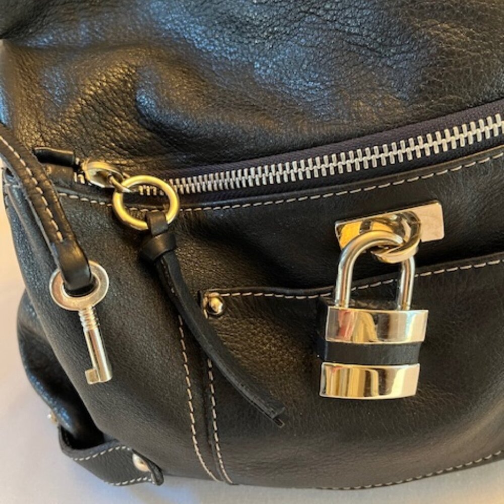 LAURA DI MAGGIO | Black Pebbled Leather Shoulder bag with Charm Padlock-EUC - Picture 2 of 15
